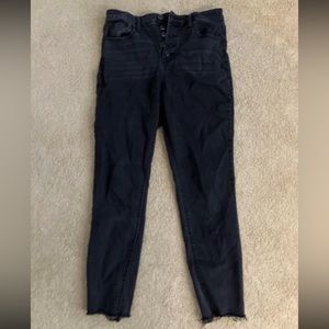 Carly Jean Los Angeles Skinny Danny Jeans in faded black size 11